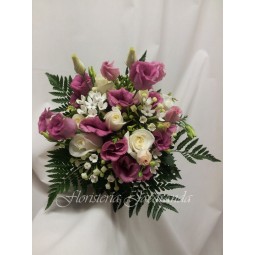 Ramo de lisianthus rosa